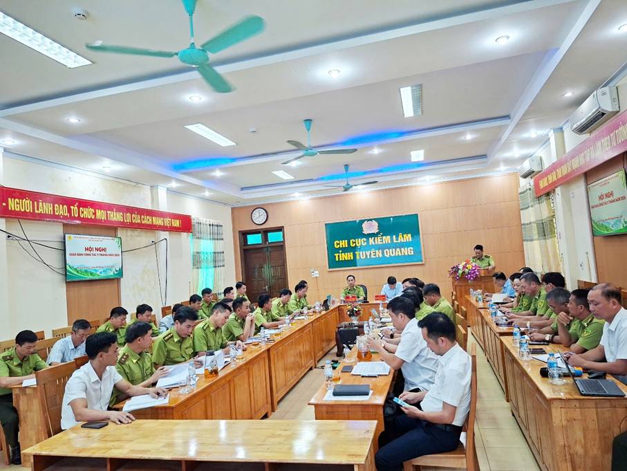 CHI CỤC KIỂM LÂM TỔ CHỨC HỘI NGHỊ GIAO BAN CÔNG TÁC 9 THÁNG NĂM 2026