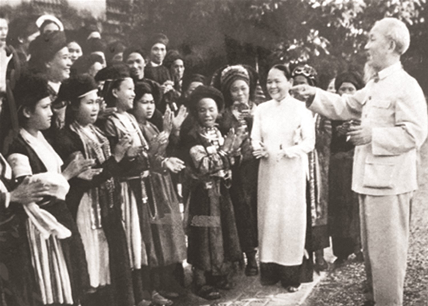 Ảnh Kỷ Yếu 50 Năm